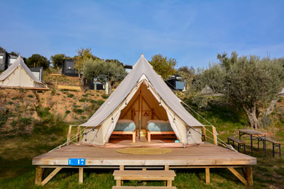 Tiendas y Tinys de Kampaoh en Camping Alquézar