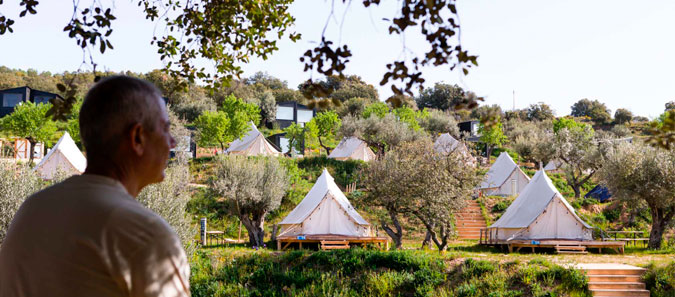Alquézar y su camping de olivos centenarios | Guía Repsol Alquézar y su camping de olivos centenarios | Guía Repsol